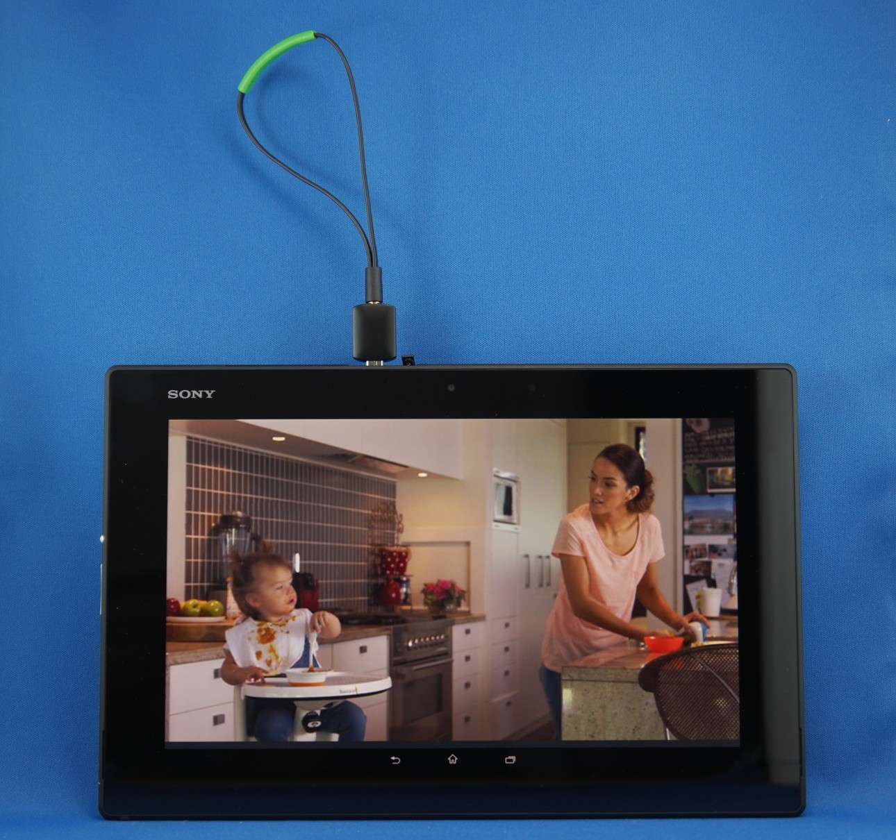 Watch LIVE TV on your phone or tablet with DLink's Portable Digital TV