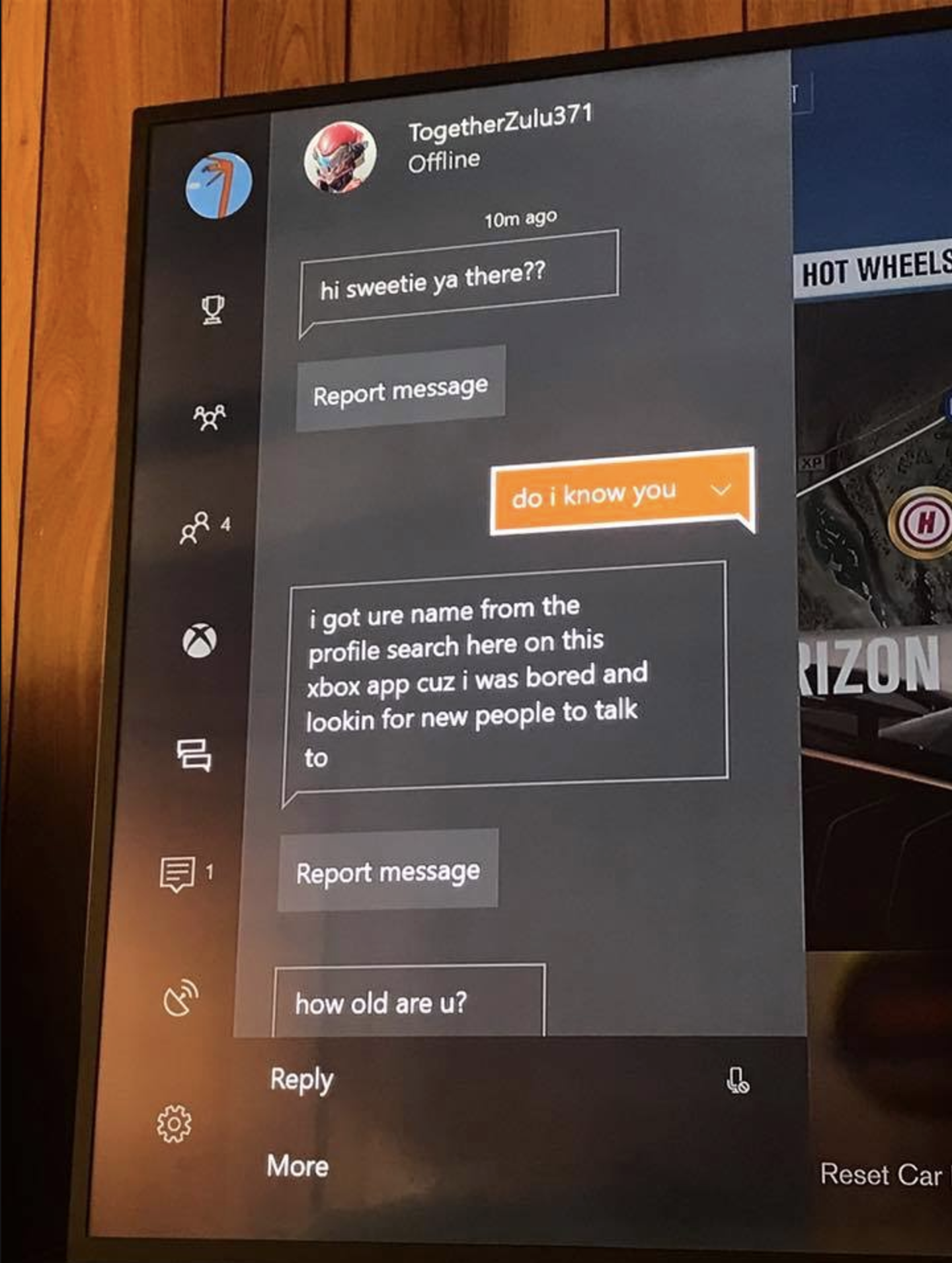 Warning For Parents Random Xbox Chat Messages Could Be Targeting