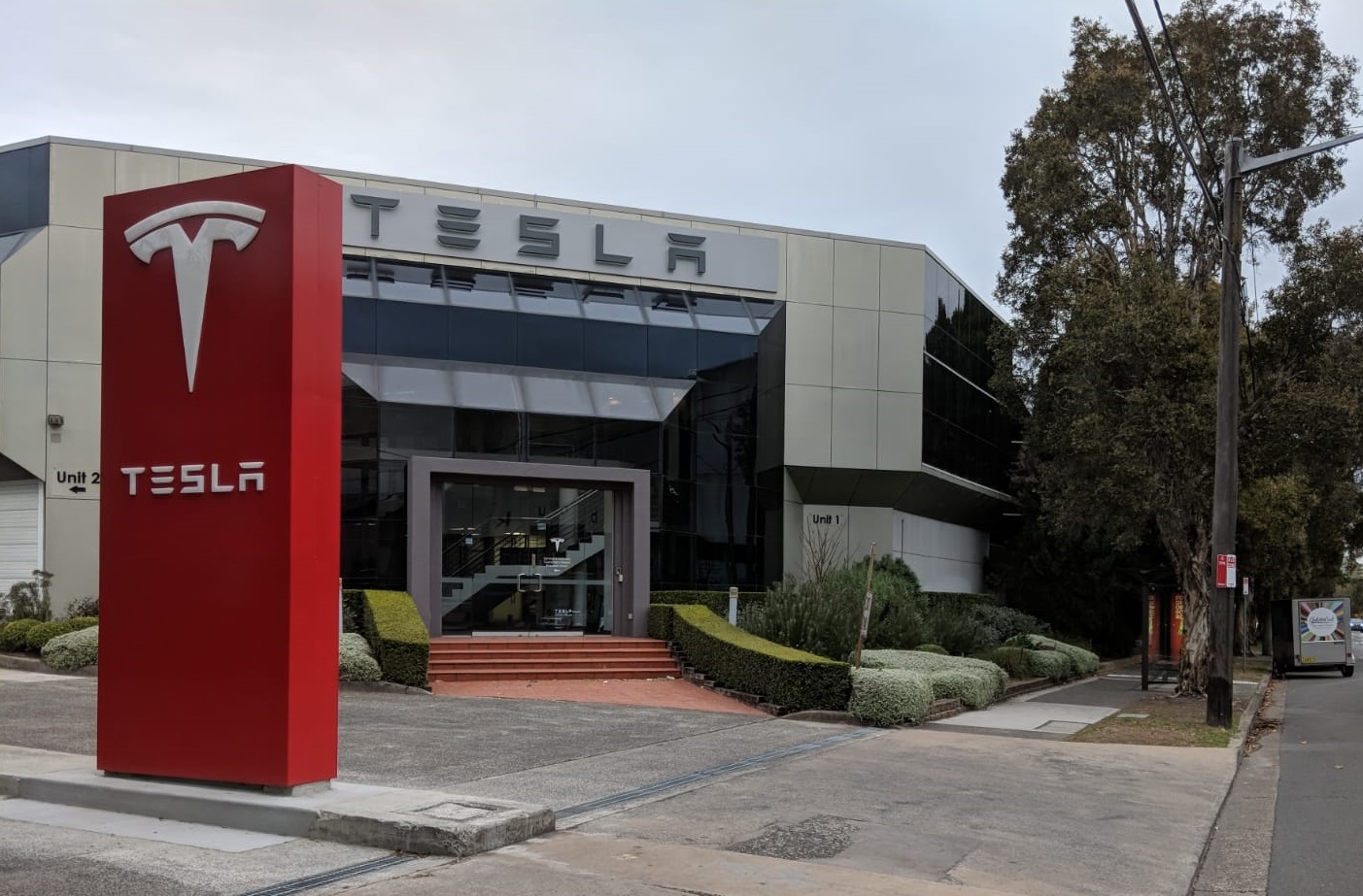 Tesla launches mobile servicing in Australia. » EFTM