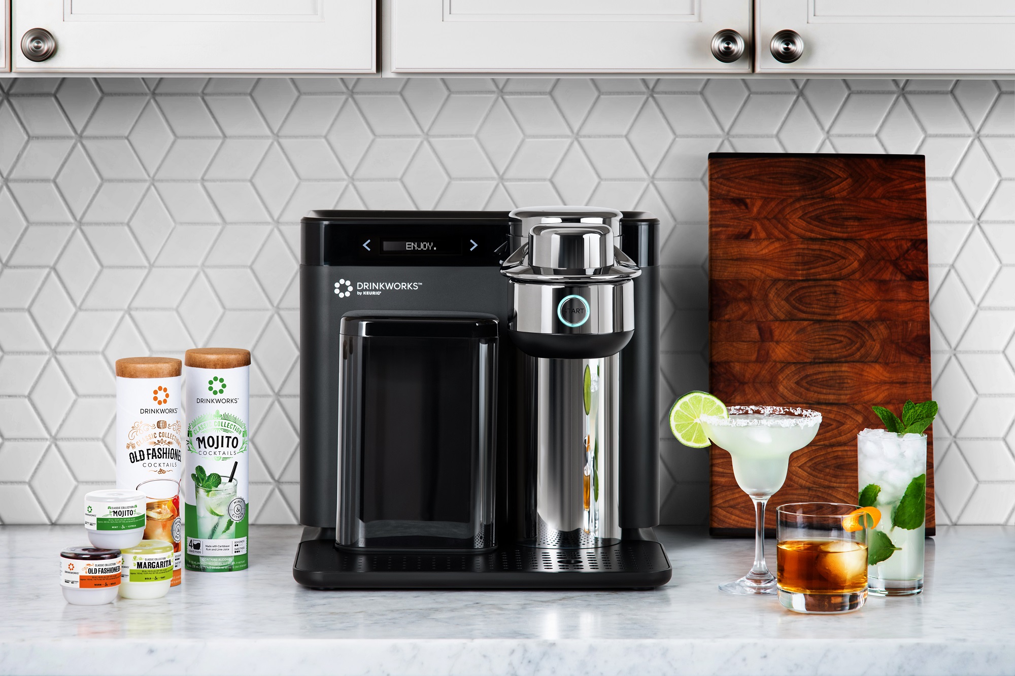 The Perfect System for Cocktails at Home Drinkworks Home Bar » EFTM