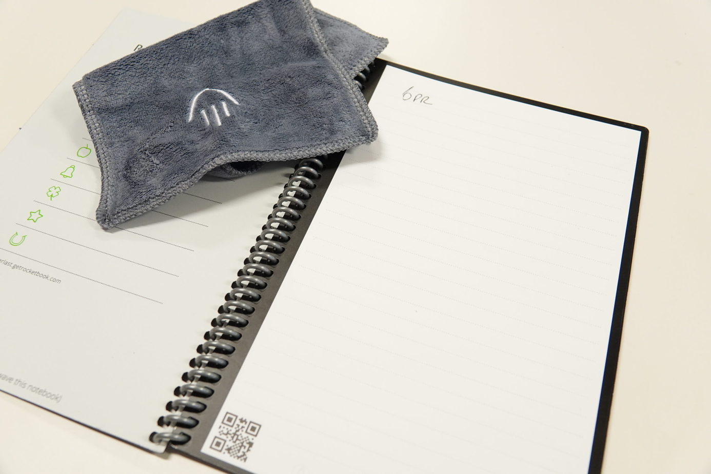 Rocketbook Review Still taking notes with pen and paper? Go Digital
