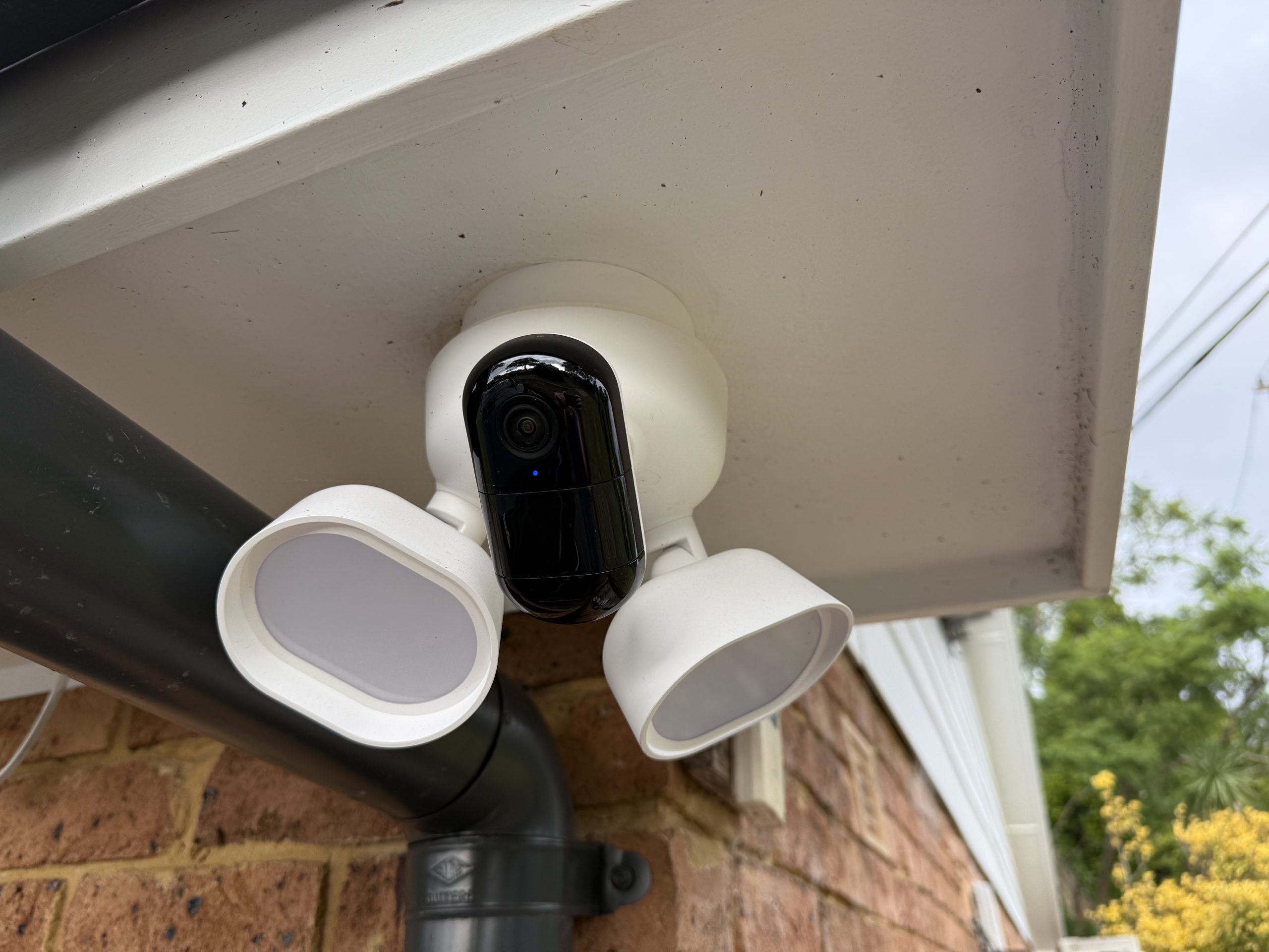 Arlo Wired Floodlight Camera review this may be the perfect security