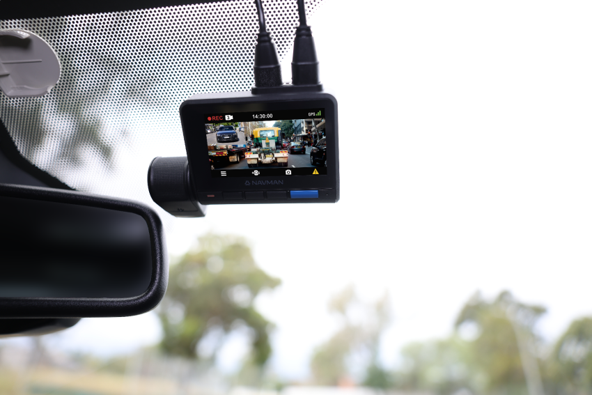 Navman launch their 2025 range of dash cams, including a 3-camera ...
