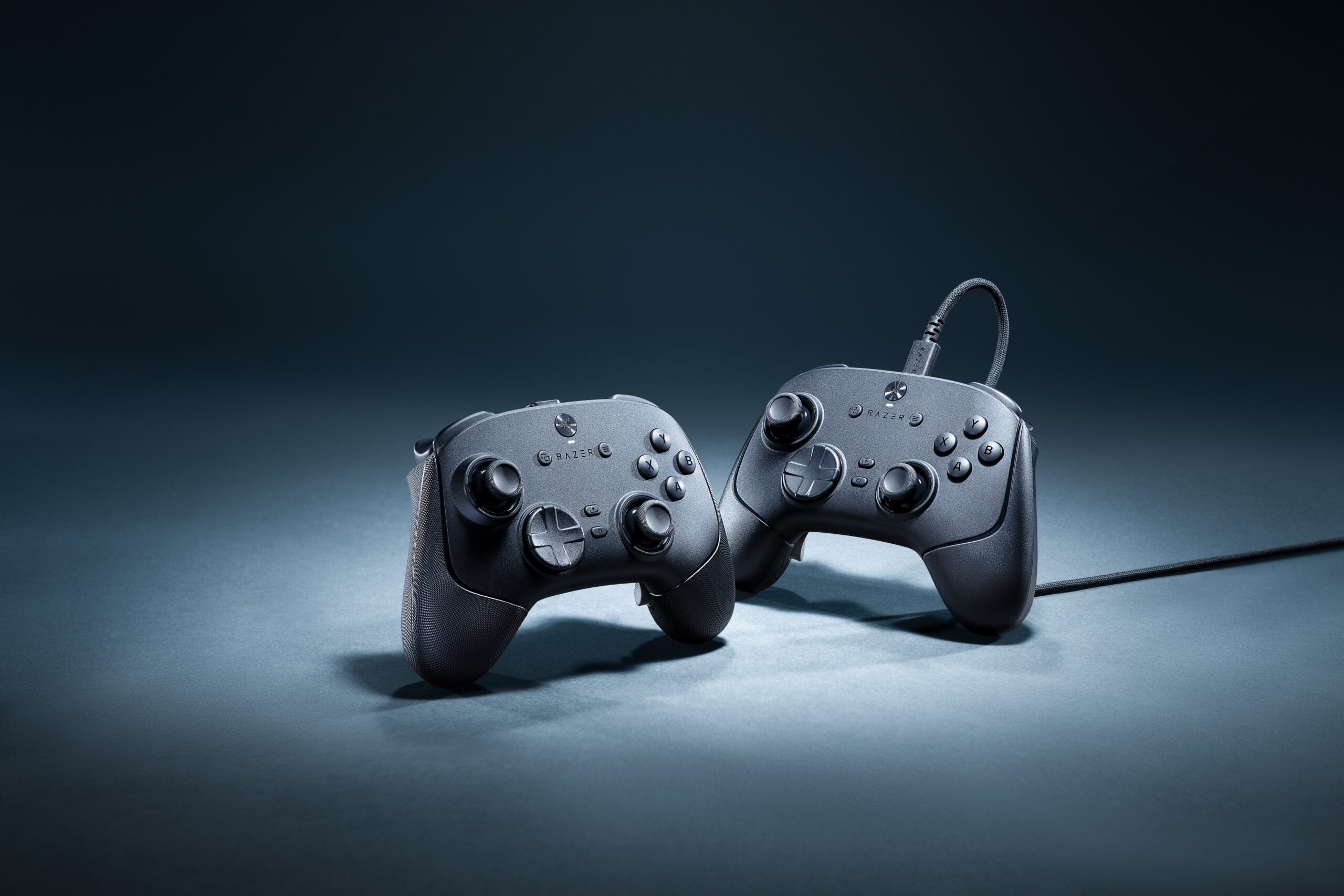 r*l様 Wolverine V3 Pro Amazon.com: Razer Wolverine V3 Pro Wireless Gaming