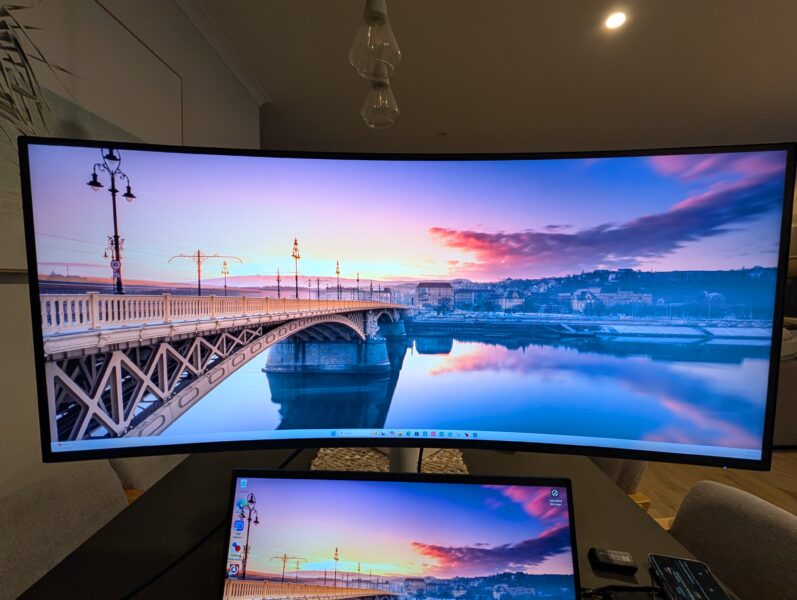 Review: Dell 34 Plus USB-C Monitor (S3425DW) -- a jack of all