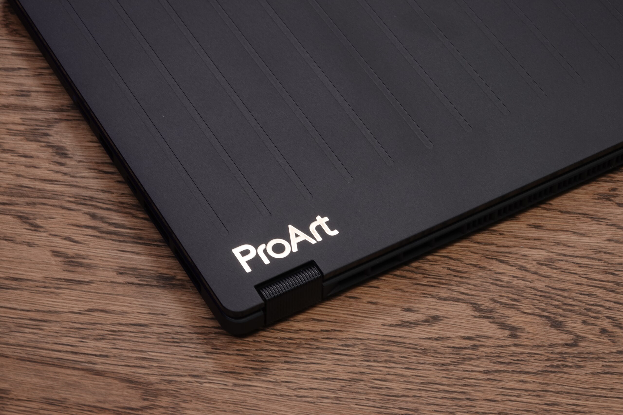 ASUS ProArt GoPro Edition: The Ryzen-Powered MacBook Pro Challenger for Creative Professionals