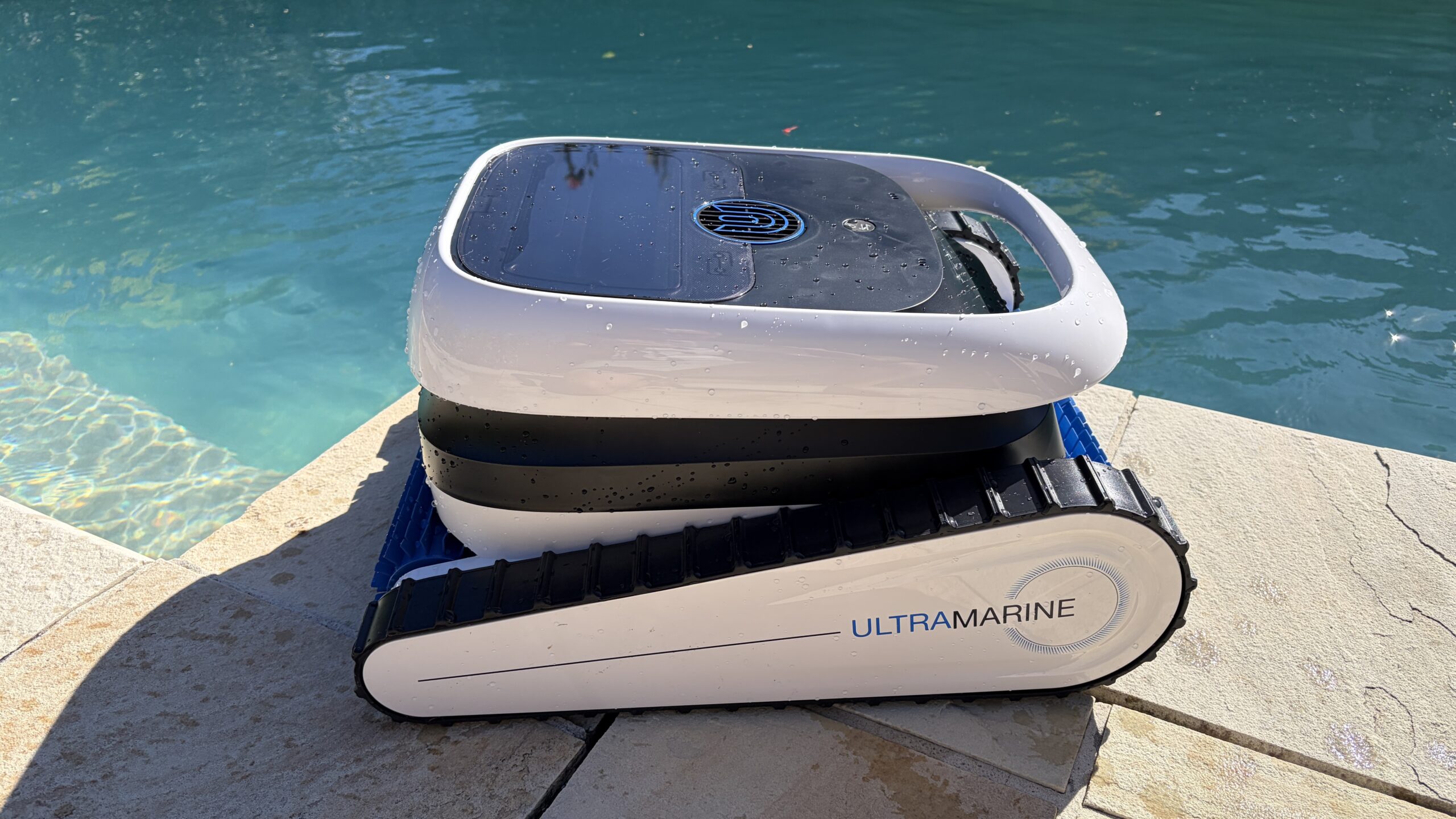 REVIEW: The Ecovacs Ultramarine P1 robot pool cleaner – Making waves in pool cleaning technology