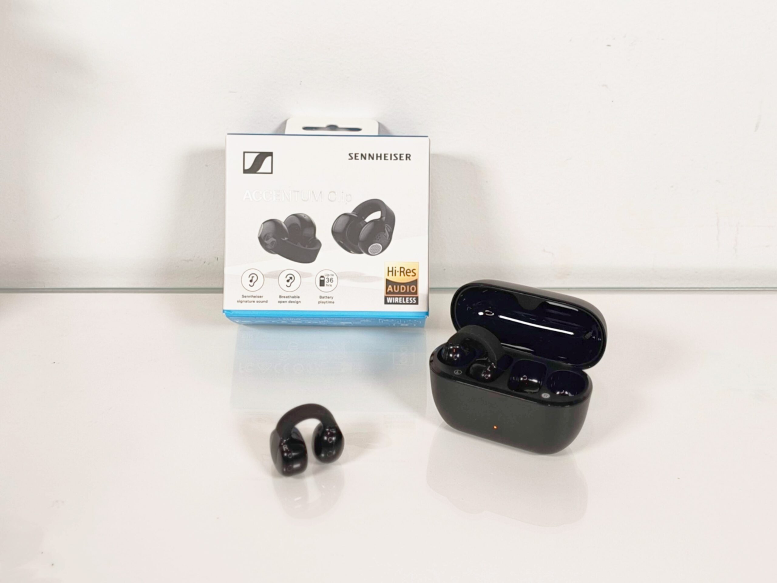 Sound Review Review: Sennheiser Accentum Clip -- earbuds that set a new audio ...